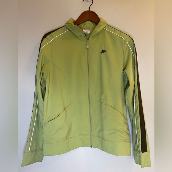 NikeāLightāJacketĀ ināGreenā&āCharcoalāSizeāM - Picture 2 of 8